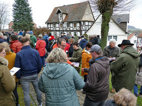 Ökumenische Feier des „Weihnachtsfriedens“ in Naumburg (Foto: Karl-Franz Thiede)